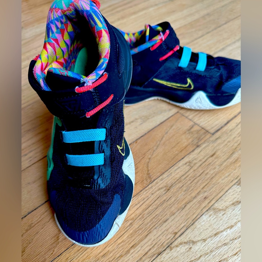 Nike giannis multicolor